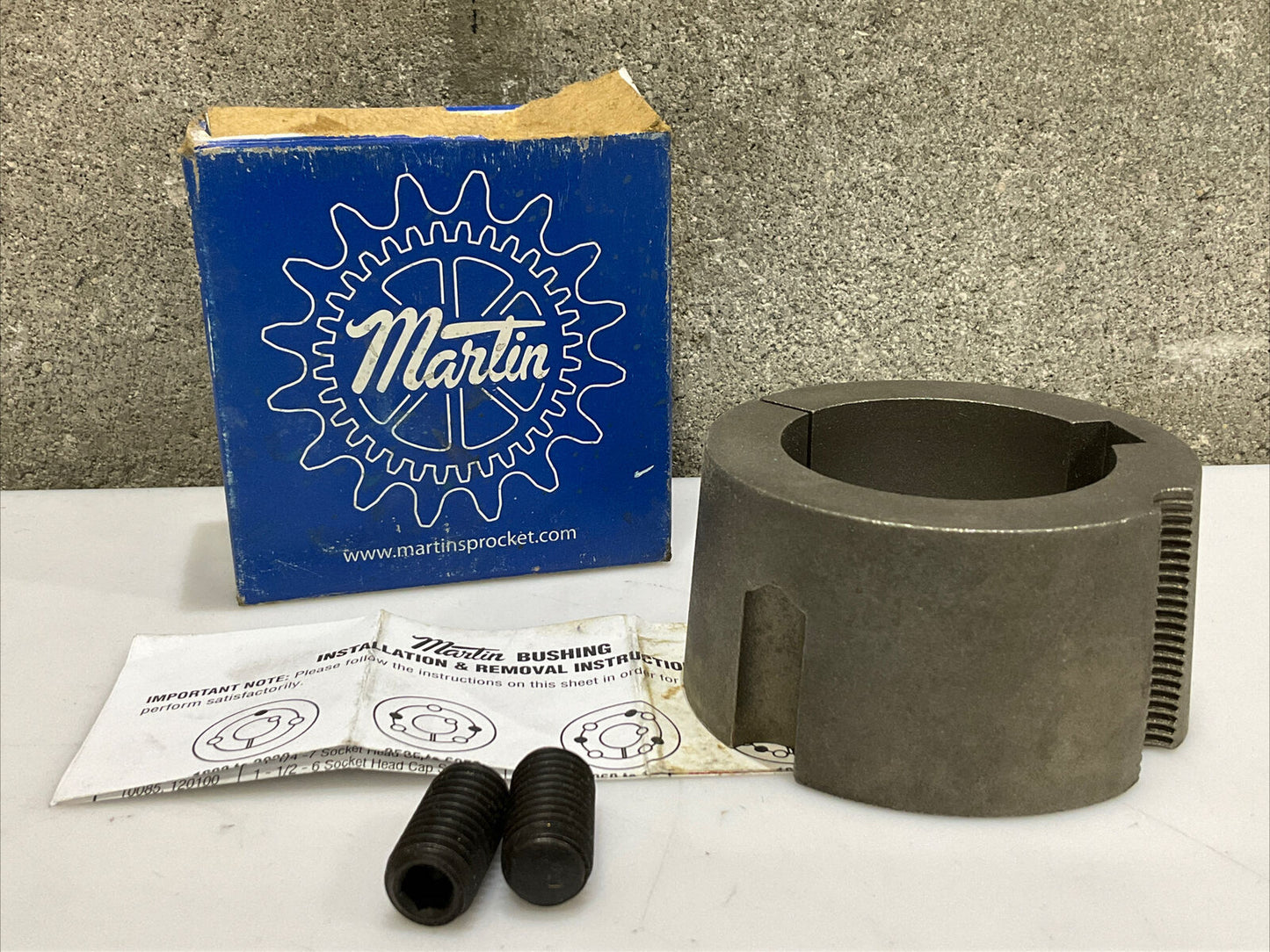 MARTIN  2517 2-1/8 2-1/8" TAPER LOCK BUSHING LOT OF 2 476