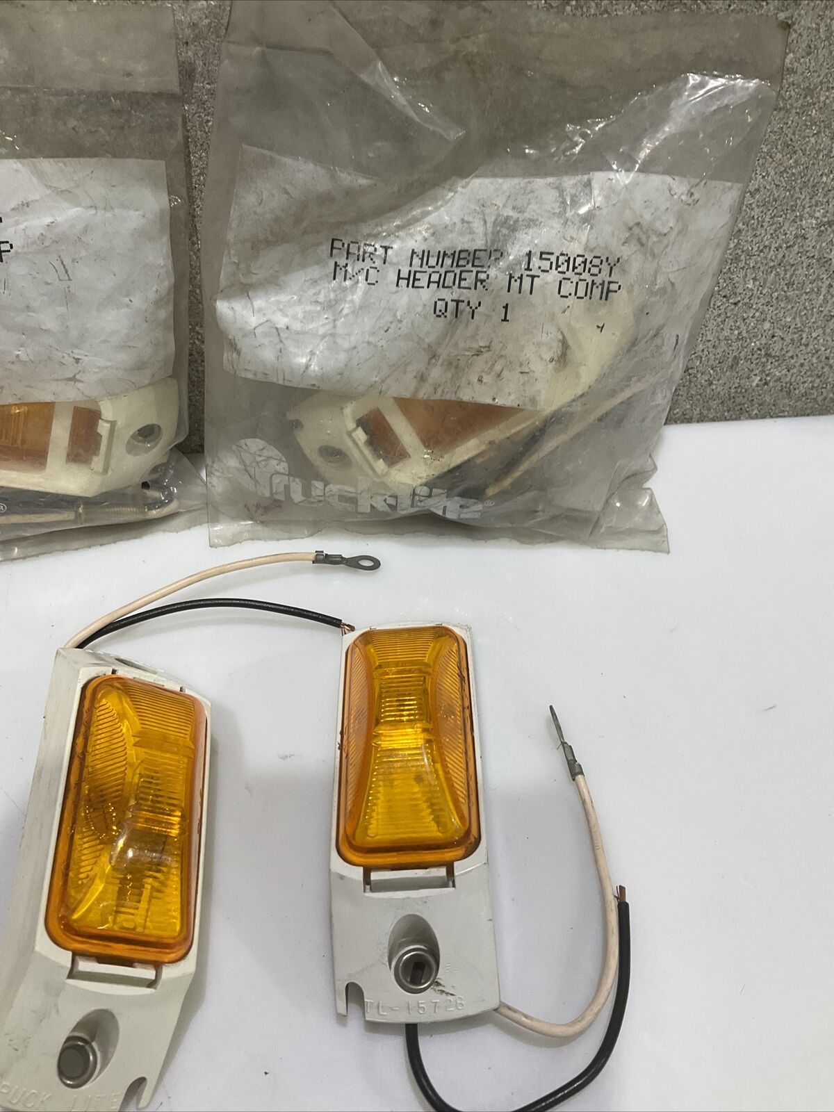 TRUCK LITE 15008Y AMBER CLEARANCE MAKER LIGHT LOT OF 7 476