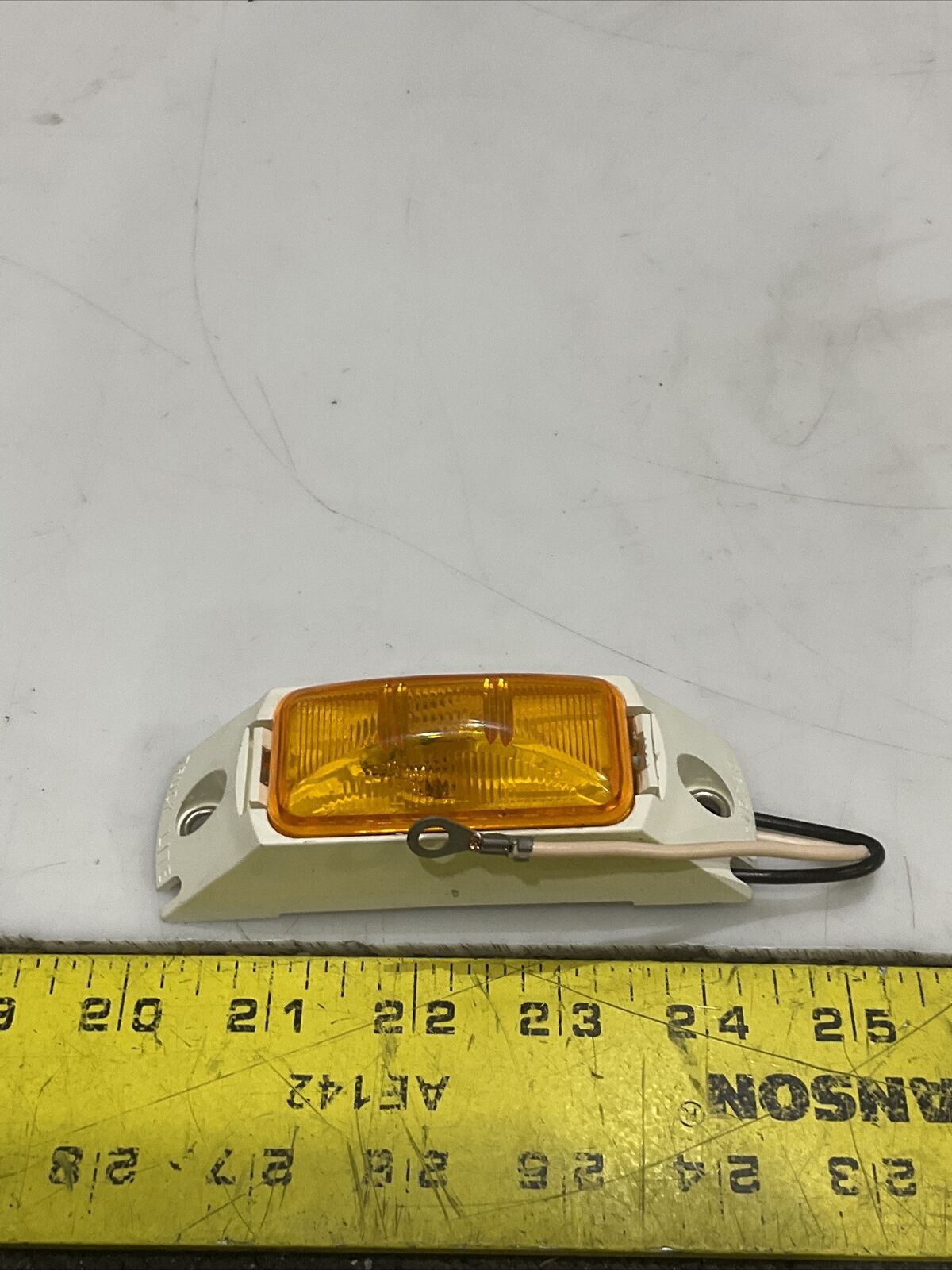 TRUCK LITE 15008Y AMBER CLEARANCE MAKER LIGHT LOT OF 7 476