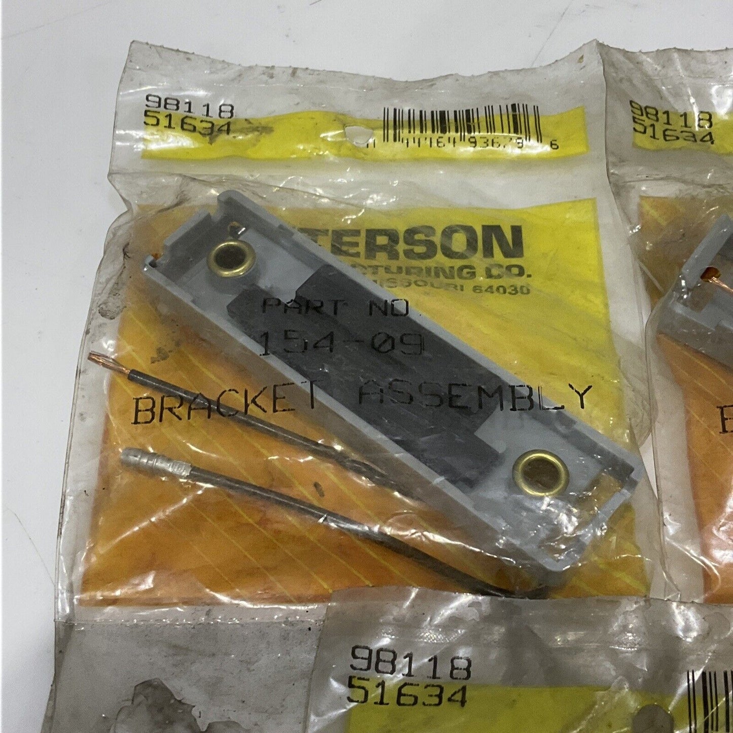 PETERSON 154-09 98118 51634  BRACKET ASSEMBLY LOT OF 3 476