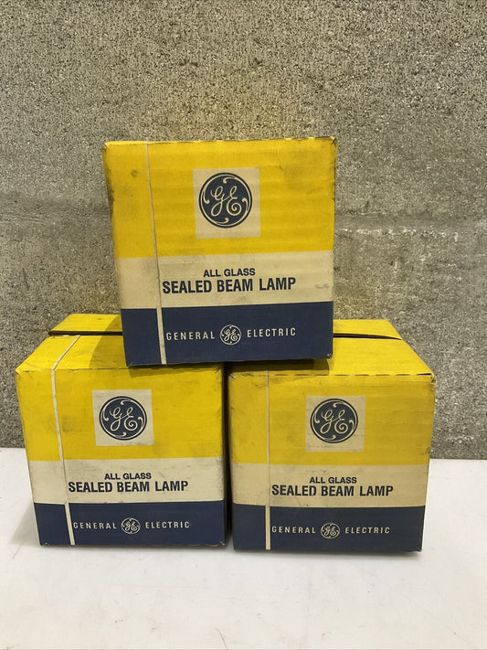 GE 4350 SEAL BEAM LAMP 60W 36V LOT OF 3 476