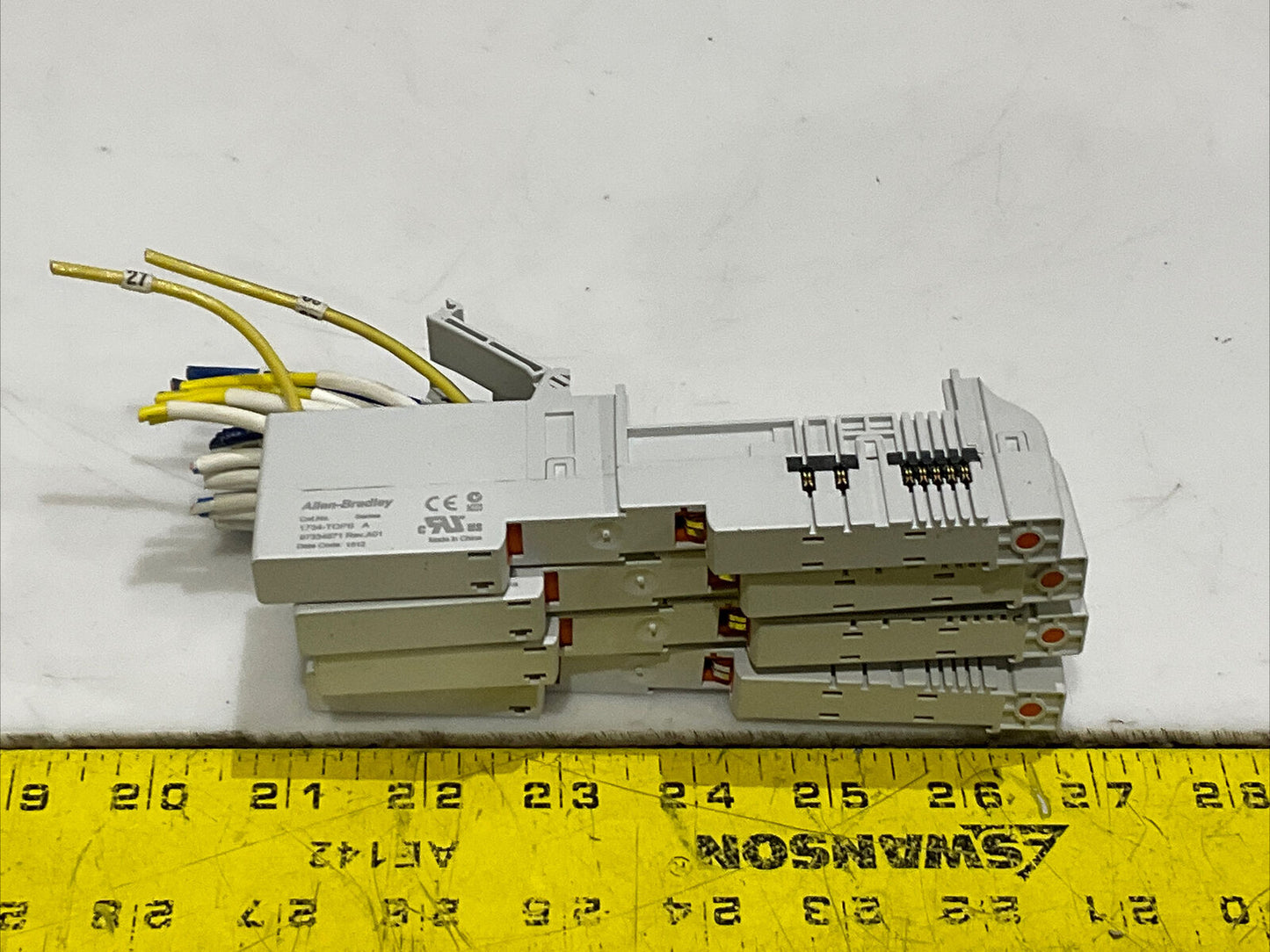 ALLEN BRADLEY 1734-TOPS 97334871 REV.A01 HIGH POWER OUTPUT MODULE LOT OF 4 CDM