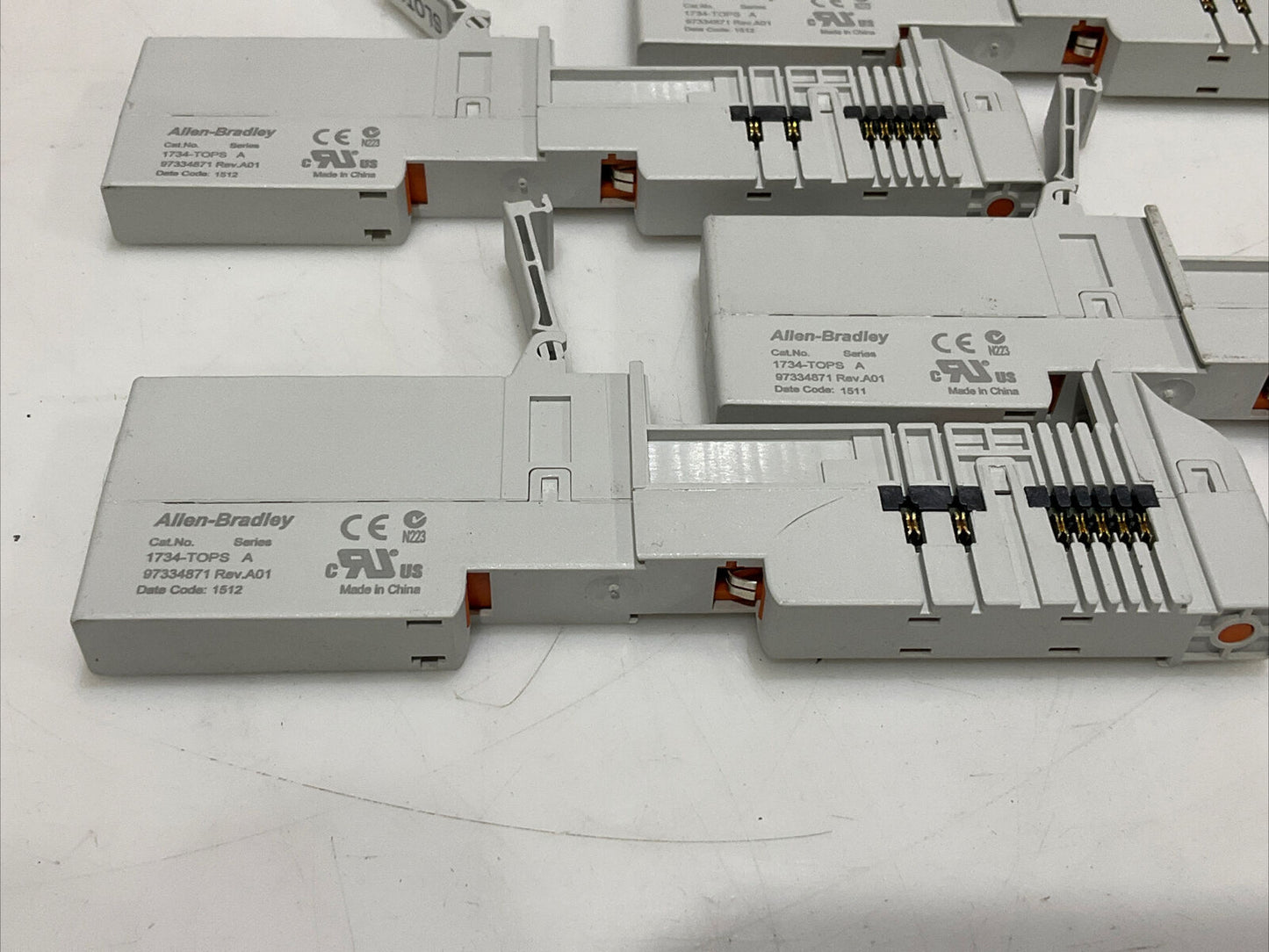 ALLEN BRADLEY 1734-TOPS 97334871 REV.A01 HIGH POWER OUTPUT MODULE LOT OF 5 CDM