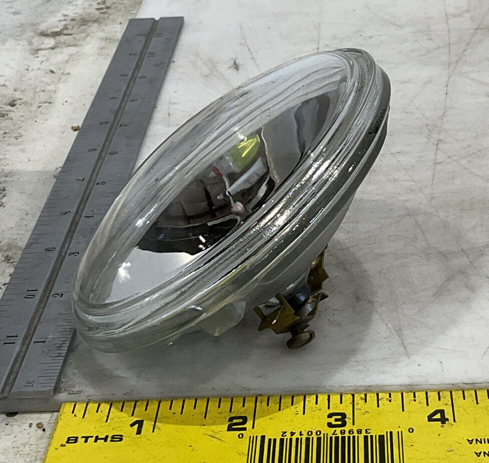 PHILIPS 4618 4.8V LIGHT BULB SEALED BEAM LOT OF 2 476