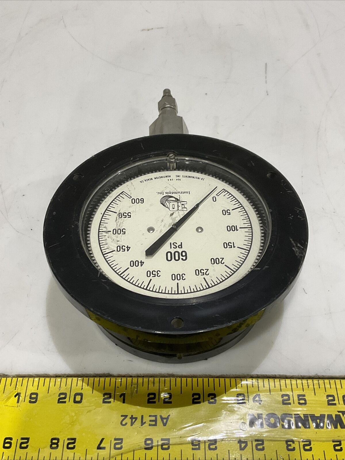 3D 504-28A 25504-28C11 PRESSURE GAUGE 600 PSI 479