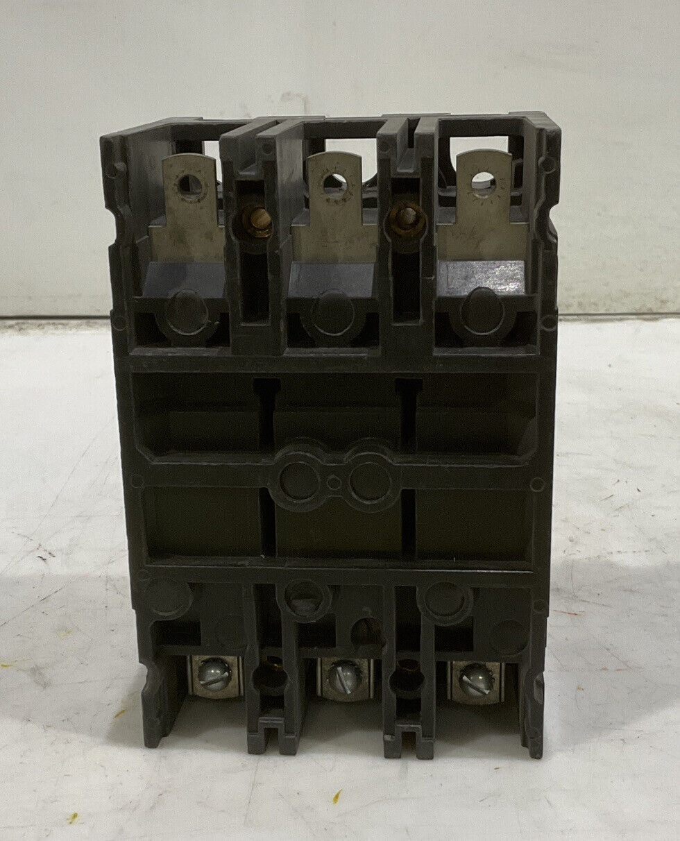 CUTLER-HAMMER FC3030 30A CIRCUIT BREAKER 3 POLE UNIT 476