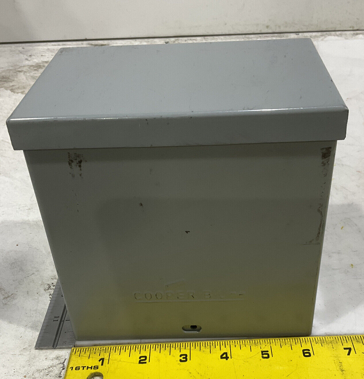 B-LINE COOPER 664 RTSC SCREW COVER JUNCTION BOX 476