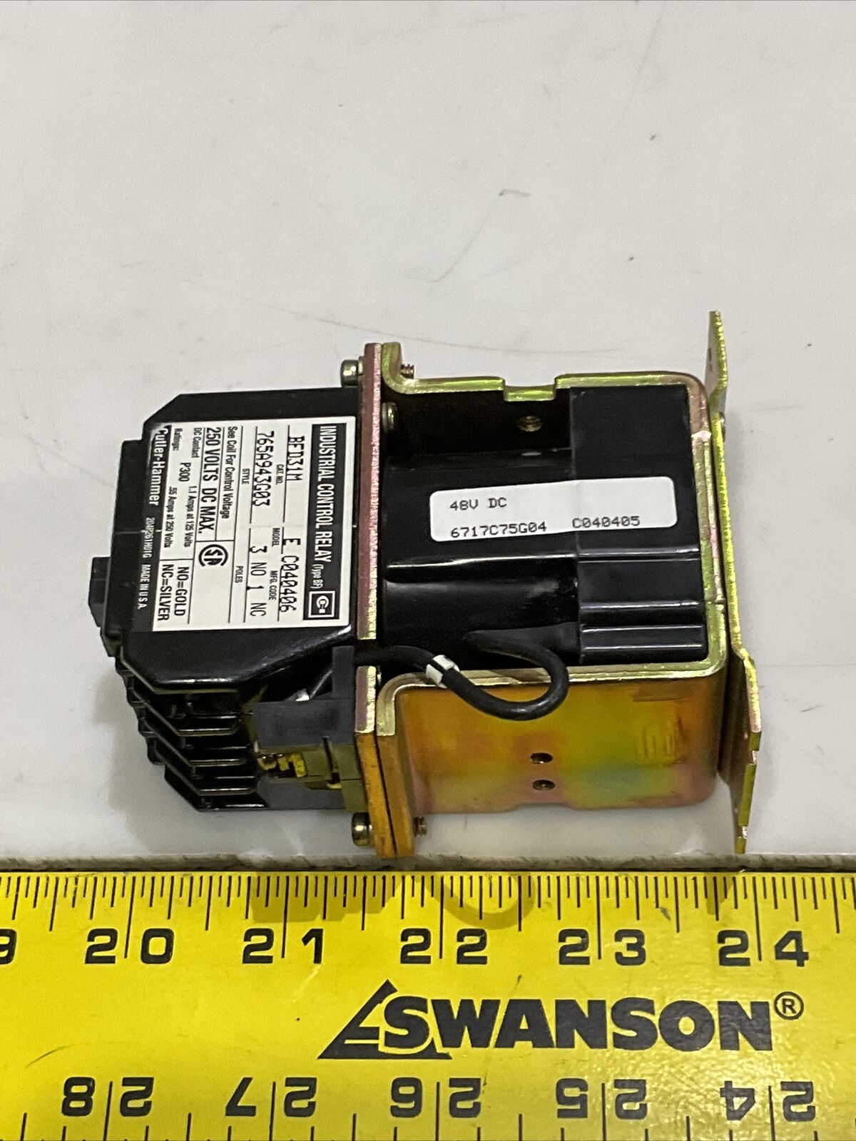 EATON CUTLER HAMMER BFD31M 765A943G03 BFD CONTROL RELAY 250V 10A 3POLES 373