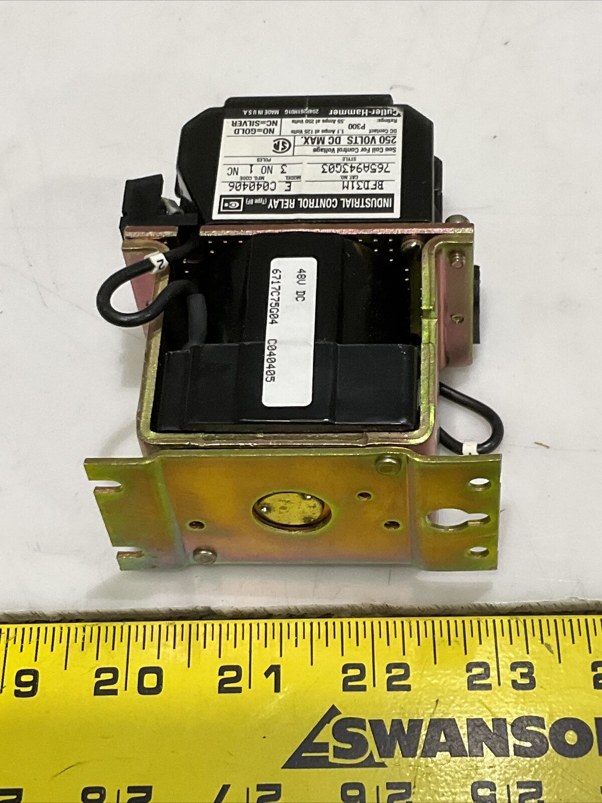 EATON CUTLER HAMMER BFD31M 765A943G03 BFD CONTROL RELAY 250V 10A 3POLES 373