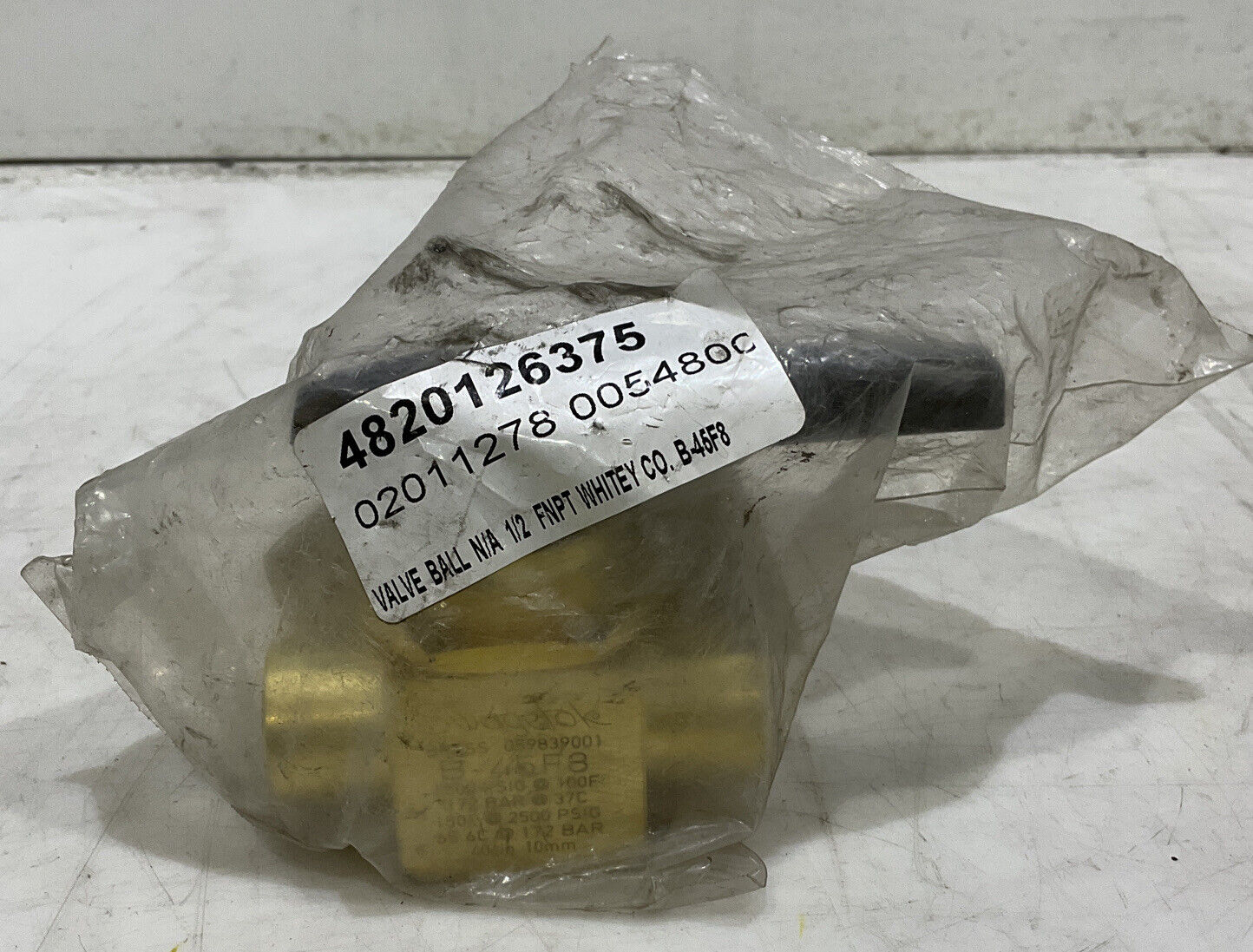 SWAGELOK B-45F8 BALL VALVE 476