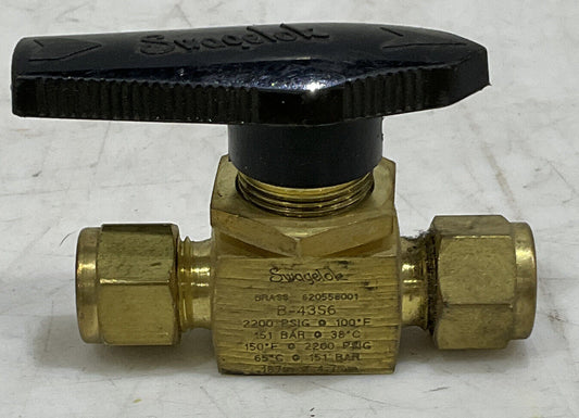 SWAGELOK B-43S6 BALL VALVE 476