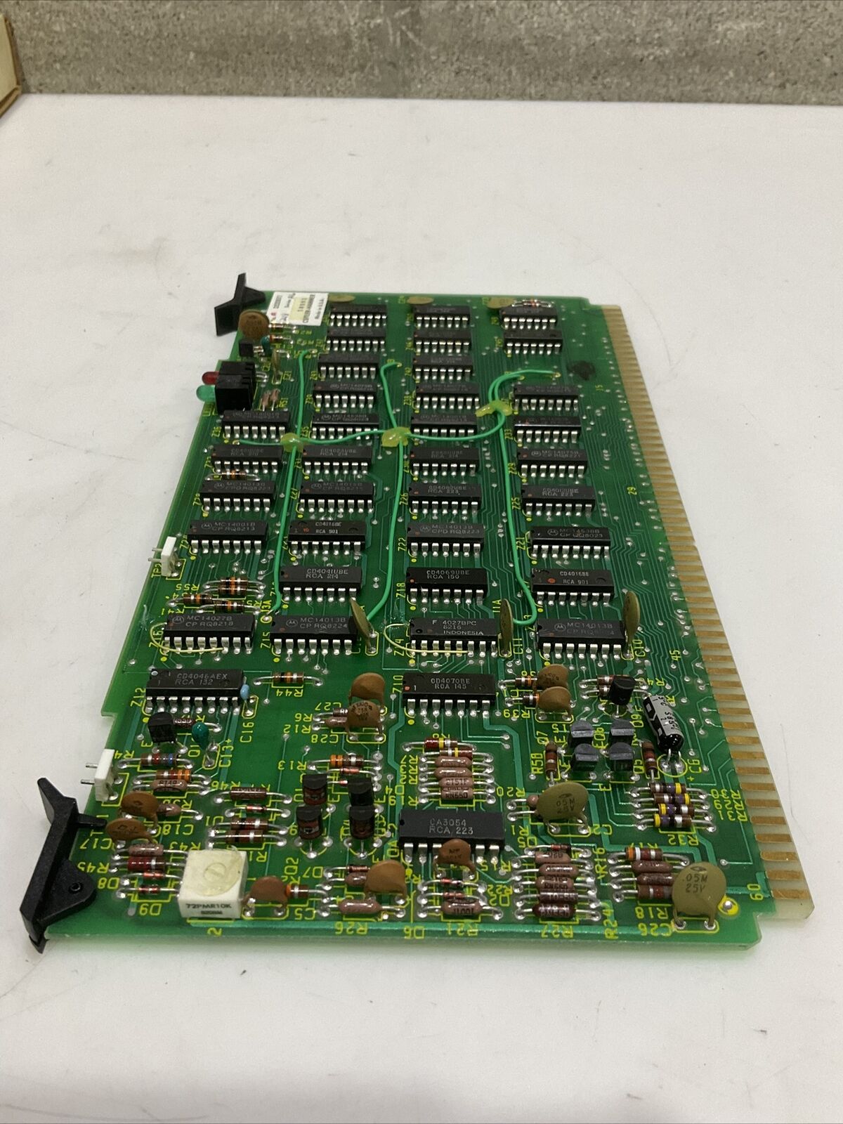 CUTLER-HAMMER D520BX1 DIRECTROL COMMUNICATION CIRCUIT BOARD A6 SERIES 373