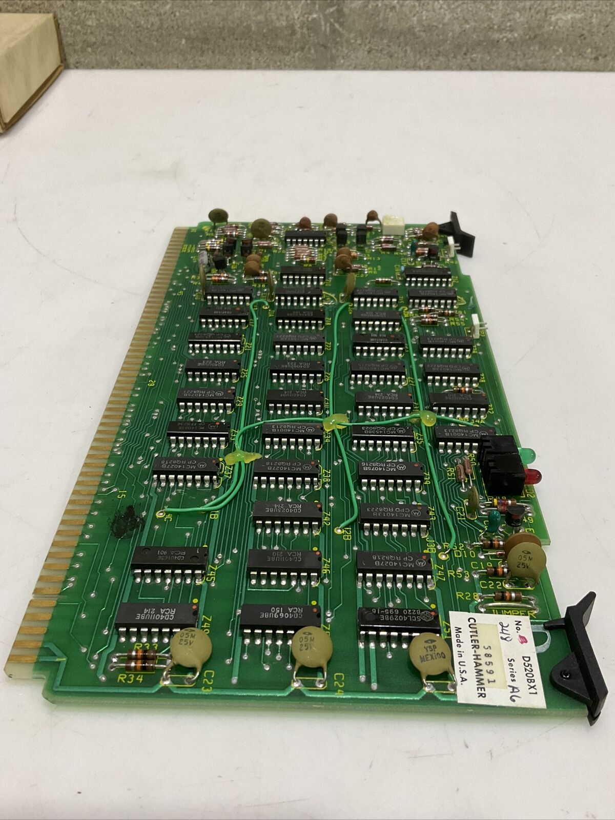 CUTLER-HAMMER D520BX1 DIRECTROL COMMUNICATION CIRCUIT BOARD A6 SERIES 373