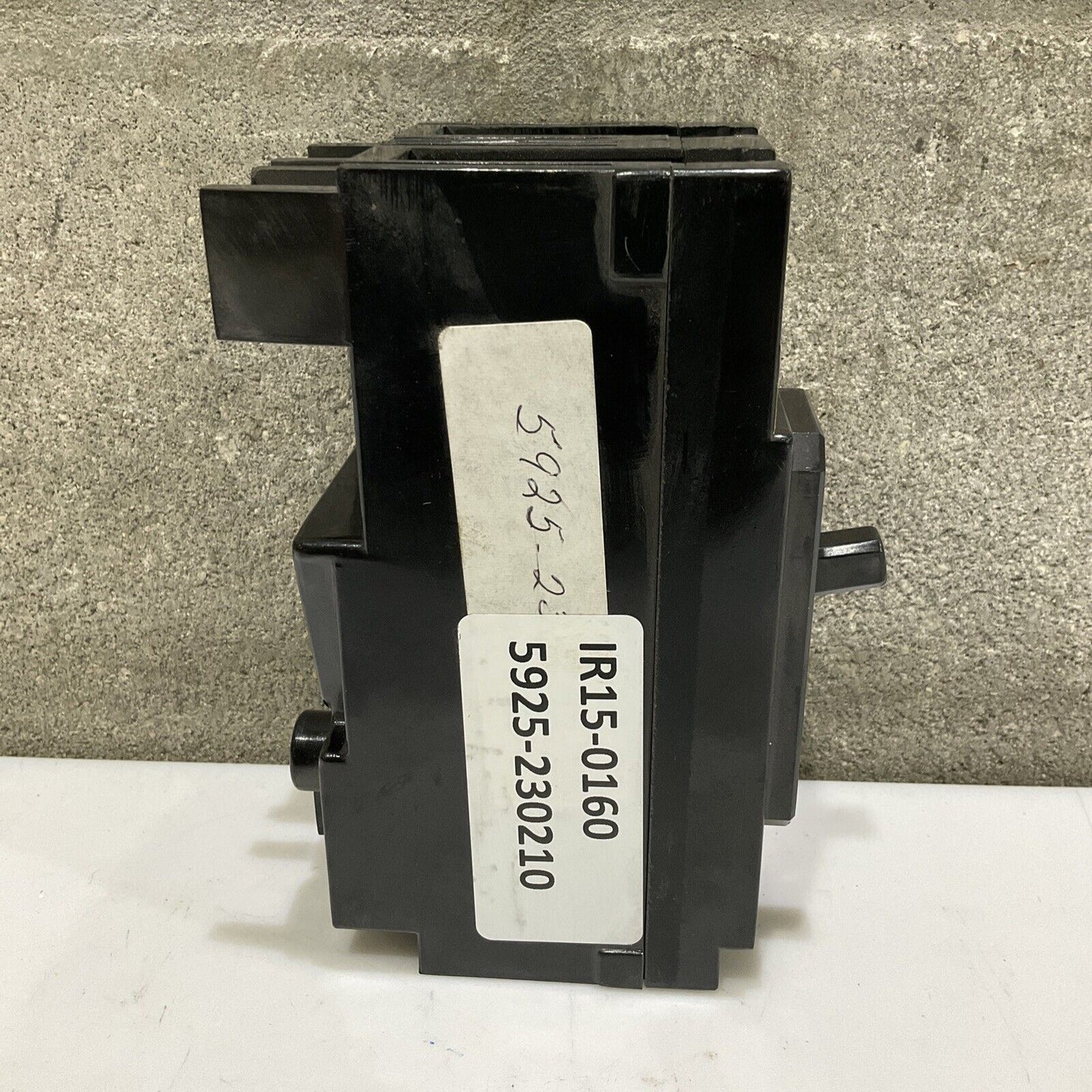 BROWN BOVERI EHB2020 CIRCUIT BREAKER 480V 20A 373