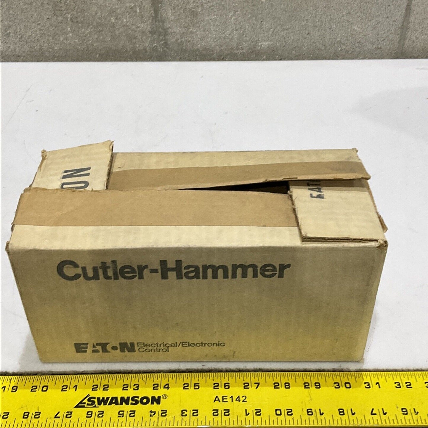 CUTLER HAMMER D520KA2 DIRECTROL ANNUNICATOR RELAYS 373