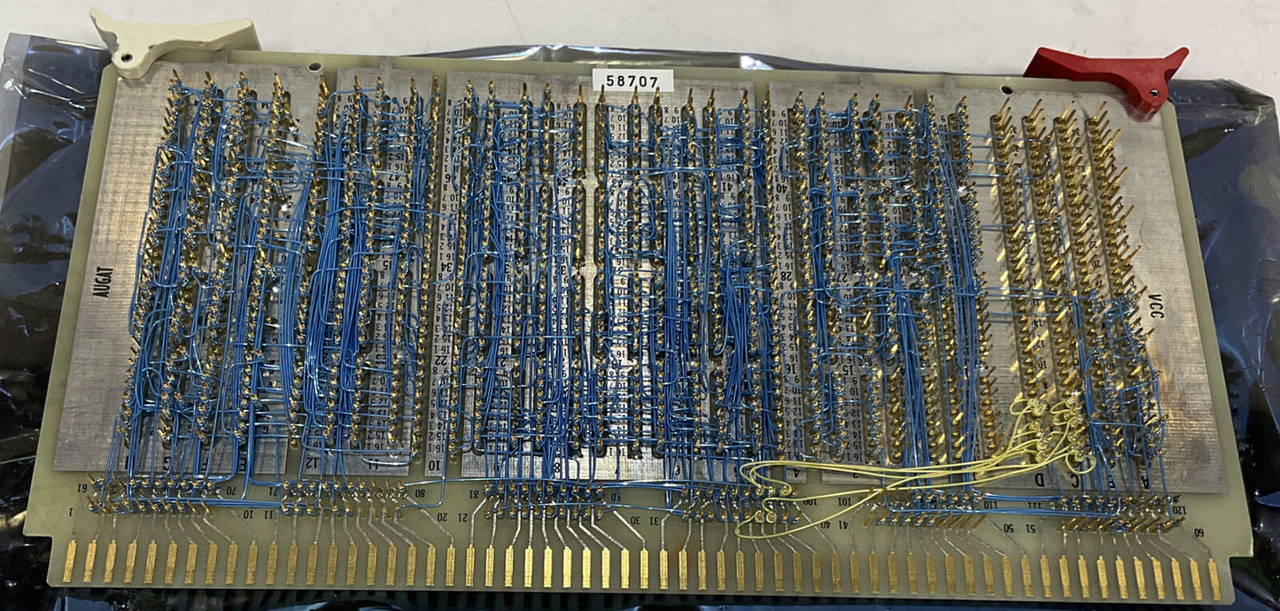 CUTLER-HAMMER D520BC11Q DIRECTROL COMPUTER INTERFACE ISOLATOR CIRCUIT BOARD 373