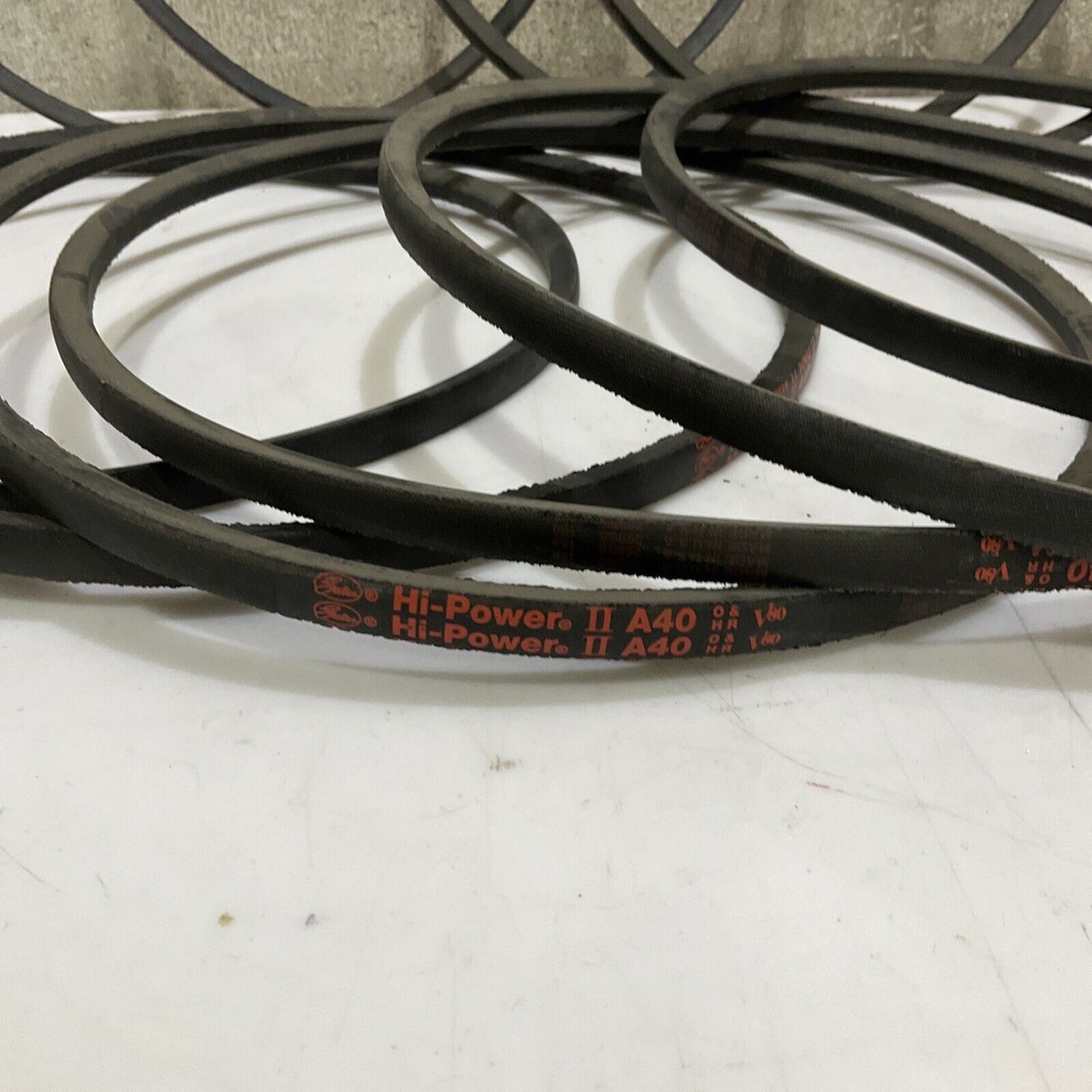 GATES A40 V 80 HI-POWER II V BELT LOT OF 10 373