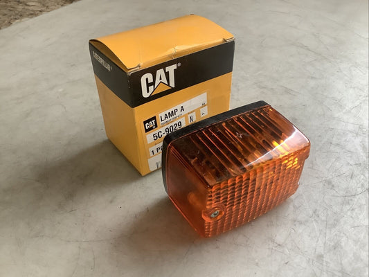 CAT 5C-9029 LAMP 476