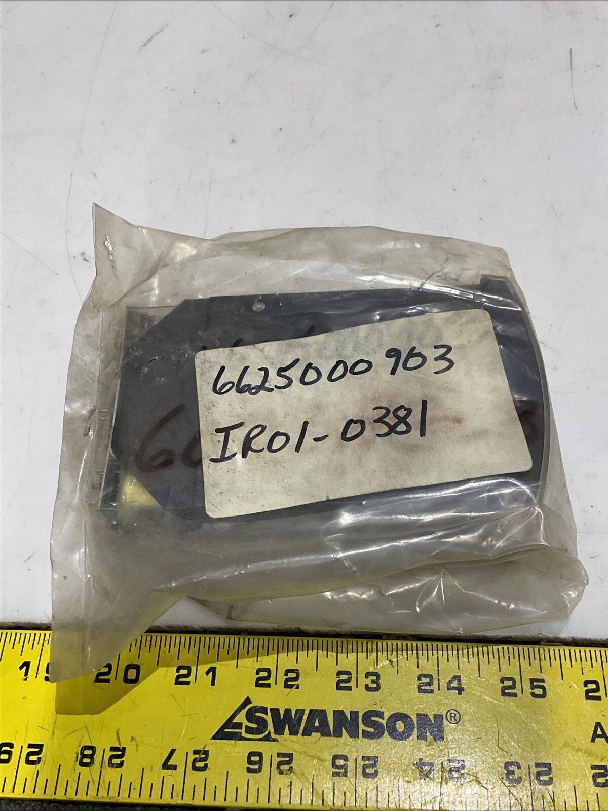 SIMPSON ELECTRIC 3623 HU-S52310 U-6023-AG ELECTRICAL METER 0-150 V 373