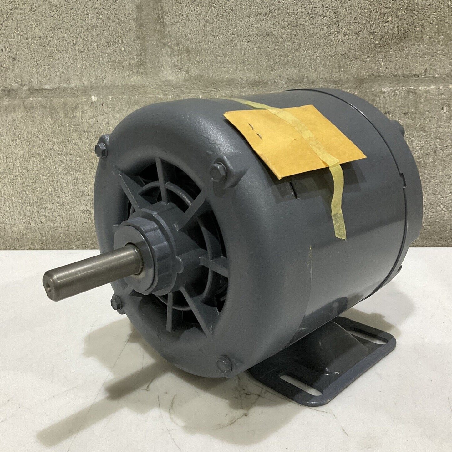 CENTURY 8-15195-01 AC MOTOR 1/2 HP 1725 RPM 60 HZ 373