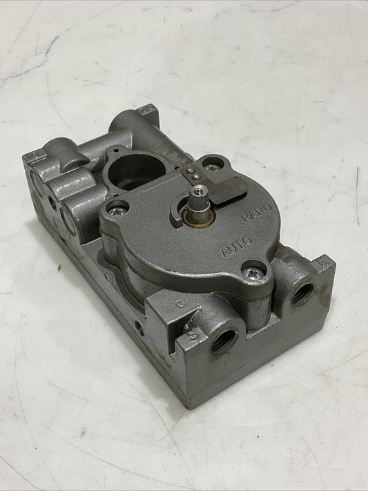 BAILEY CNTL CO. 5323775-J2 PNEUMATIC MANIFOLD PSTNR MDL AP 373