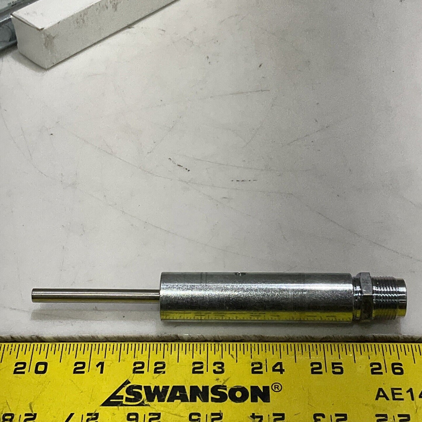 FPS 9040-9020 2301750 OIL FLAME ROD LOT OF 2 373