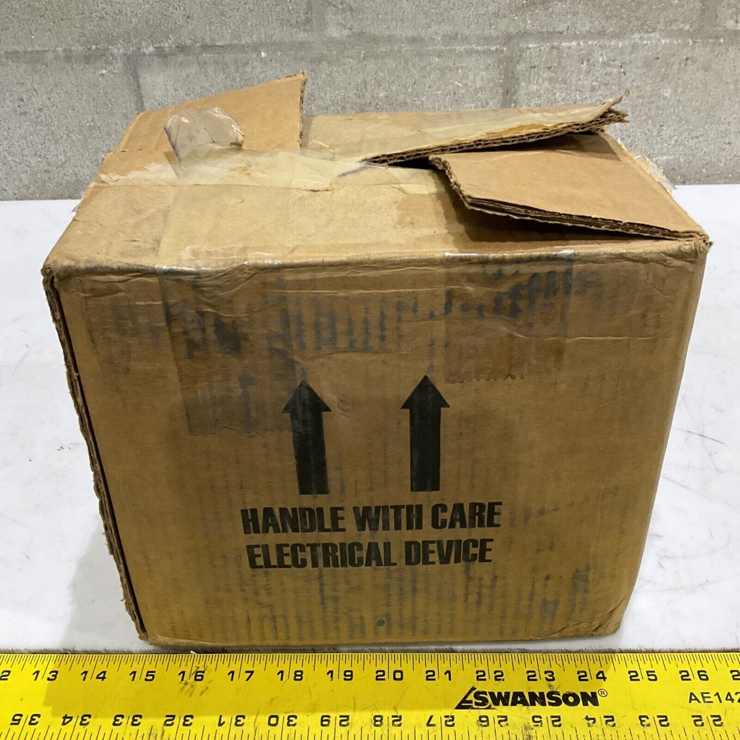 CUTLER-HAMMER C0750A2 CONTROL TRANSFORMER 60 HZ 373