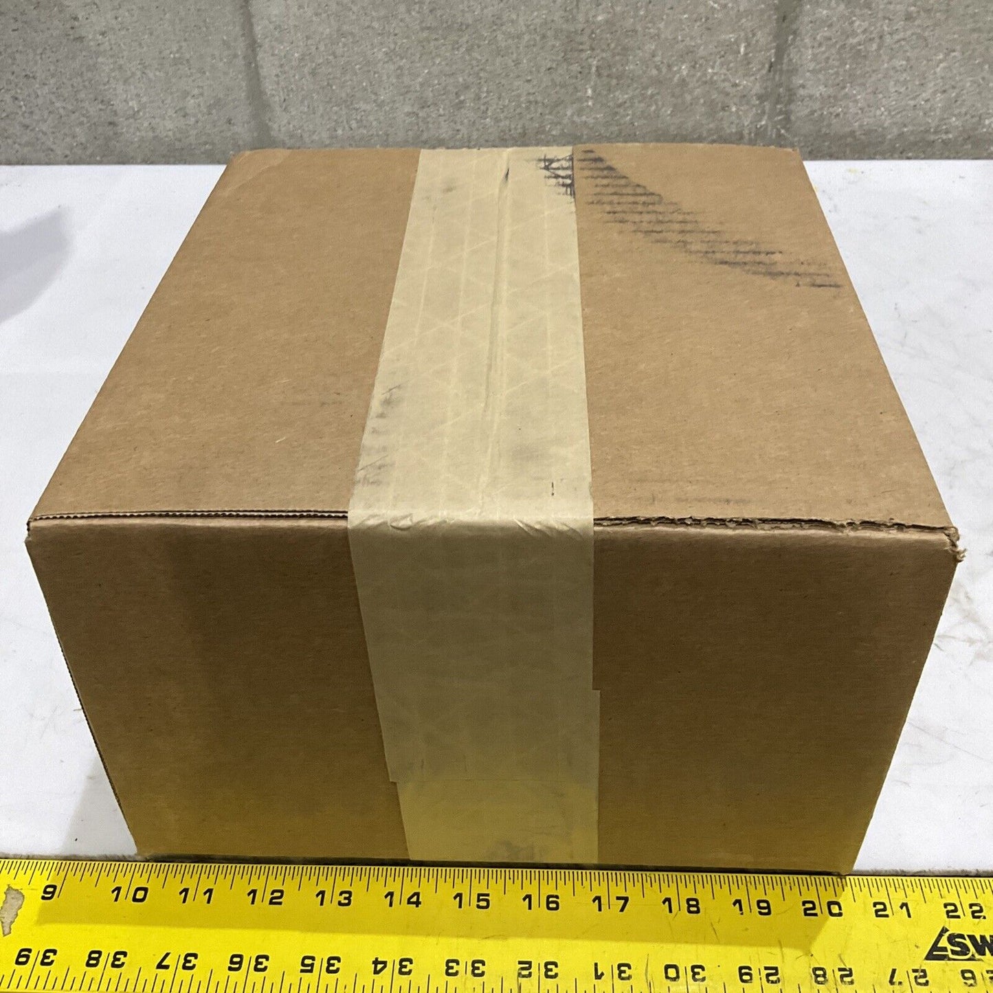 3D INSTRUMENTS 25504-45B71 PRESSURE GAUGE 4-1/2” 1/4” NPT 0-160 PSI 373