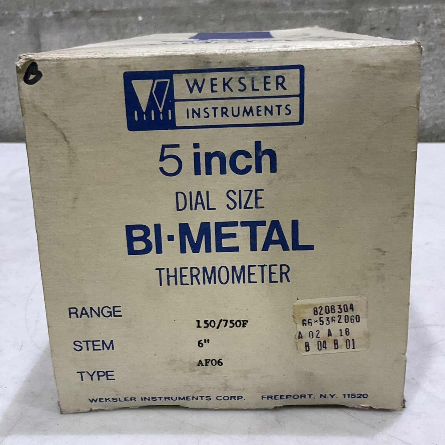 WEKSLER INSTRUMENTS AF06 BIMETAL THERMOMETER 5” DIAL 6”STEM AF06 150-750F 373