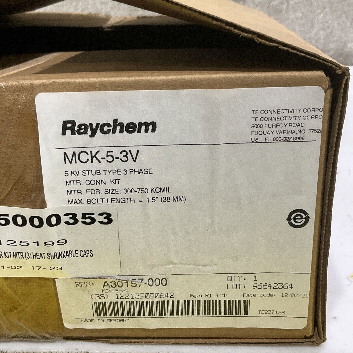 RAYCHEM MCK-5-3V MOTOR CONNECTION KIT 5 KV STUB TYPE 3 PHASE 300-700 KCMIL 373