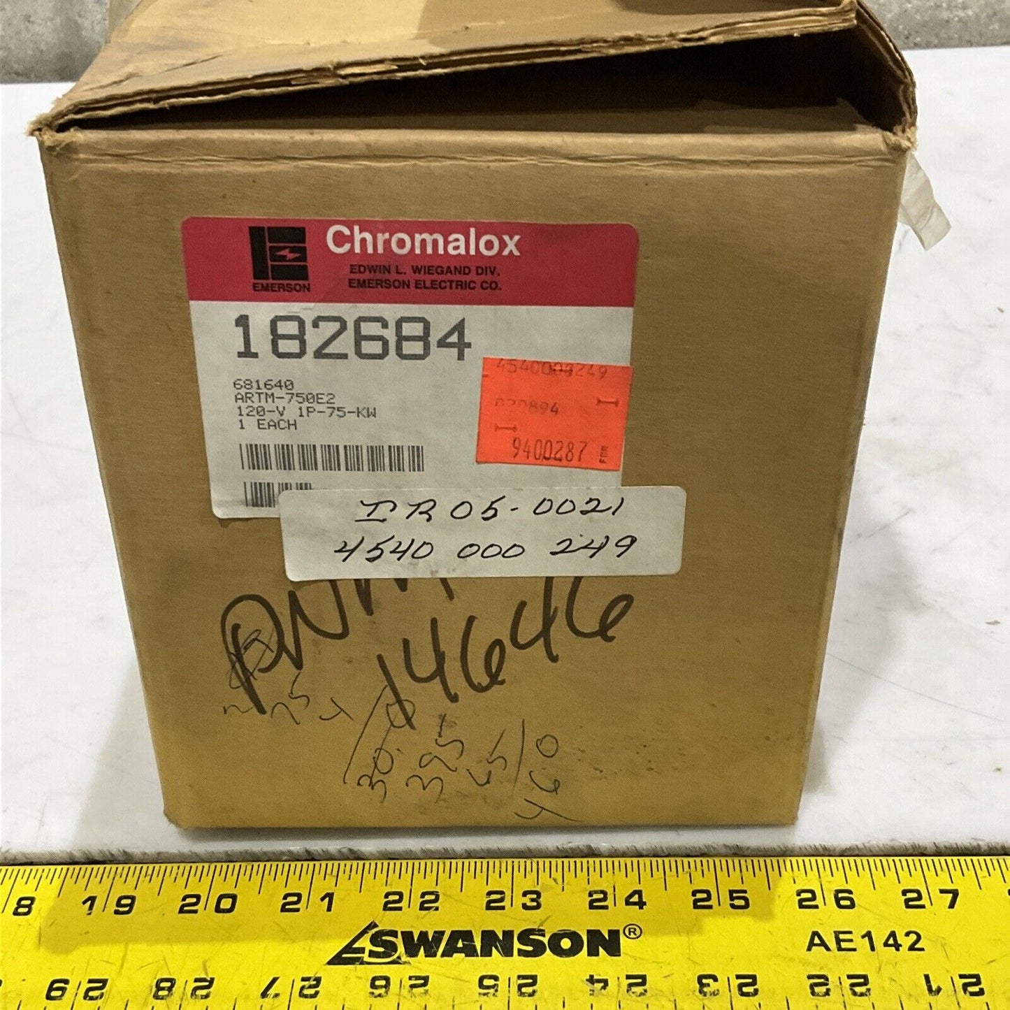 CHROMALOX 182684 156-118950-001 ARTM-750EZ ELECTRICAL HEATER 373