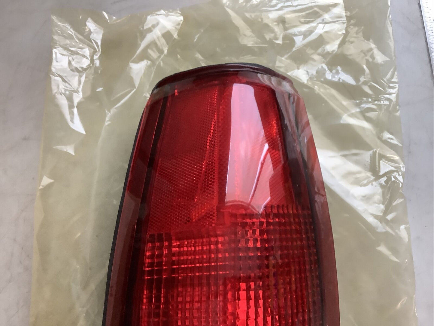 DEPO 332-1914L-AS DRIVER SIDE TAIL LIGHT 476