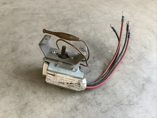 TRANE UHEC-T5122 THERMOSTAT 476