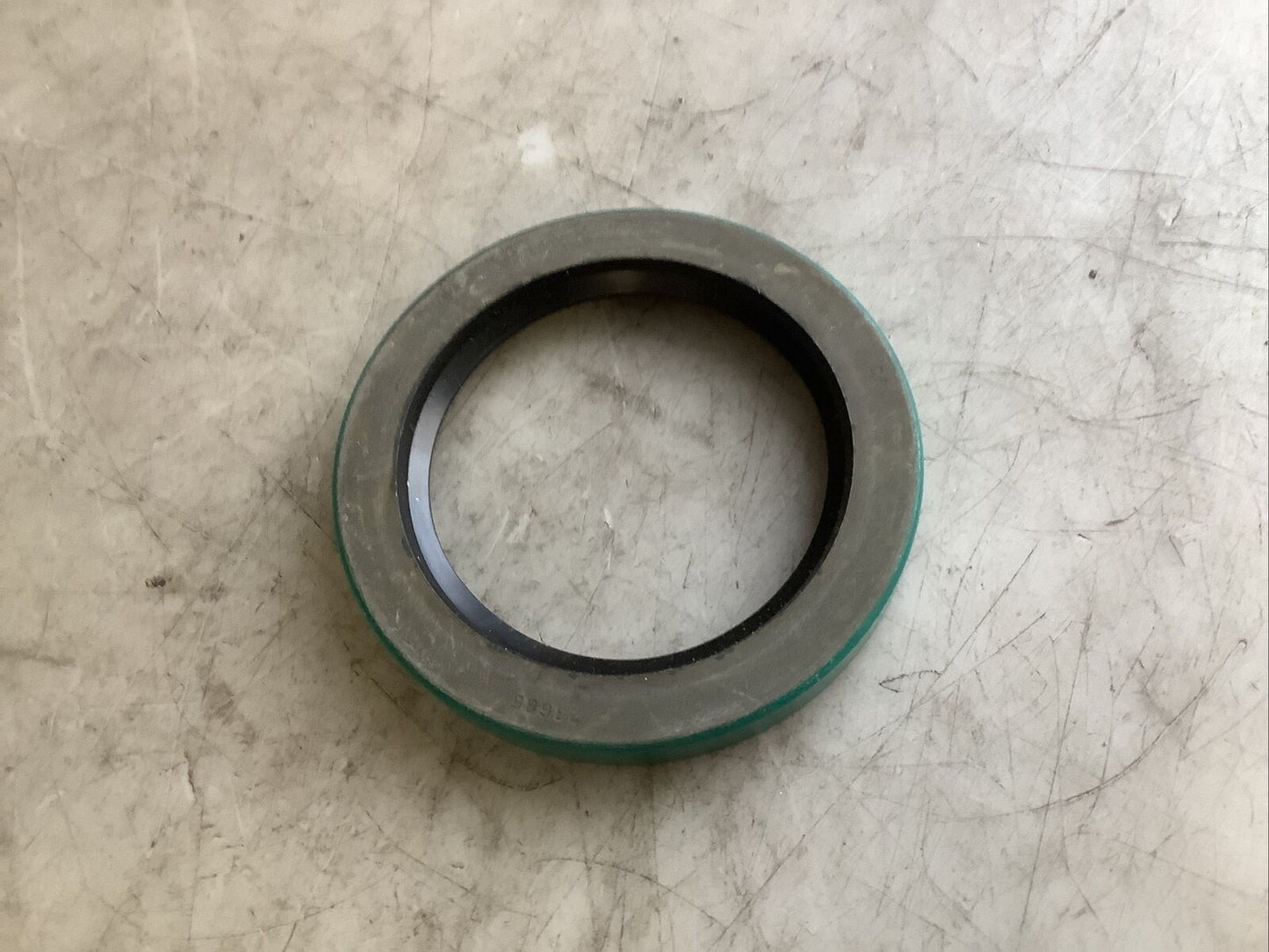 SKF 23685 OIL SEAL 373 - LOT OF 4