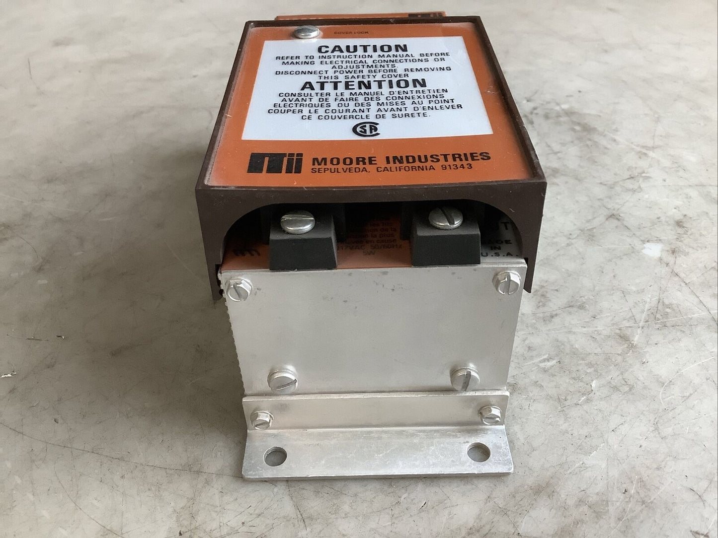 MOORE INDUSTRIES 4-20 MA SRT SQUARE ROOT TRANSMITTER 10/117 V 373