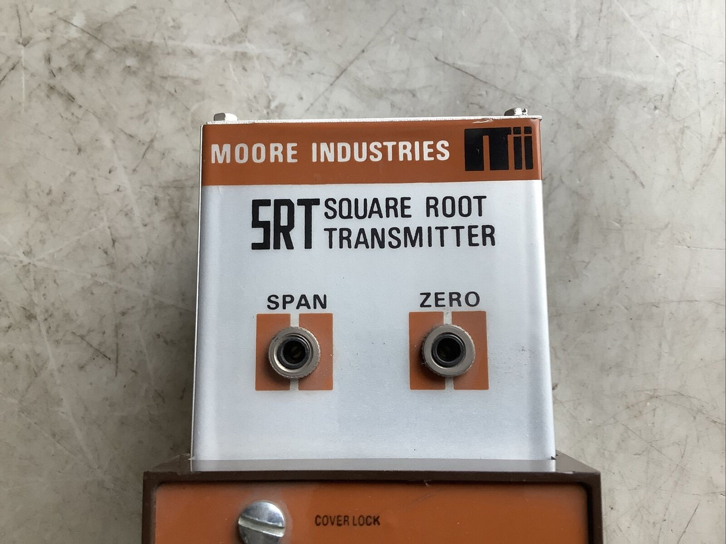 MOORE INDUSTRIES 4-20 MA SRT SQUARE ROOT TRANSMITTER 10/117 V 373