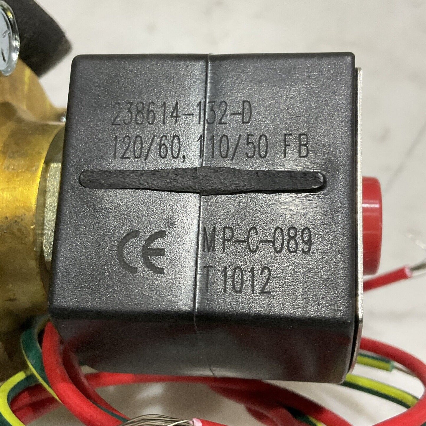 ASCO EF8210G006 T446682 SOLENOID VALVE 3/8 5-300 PSI 17.1 W 373