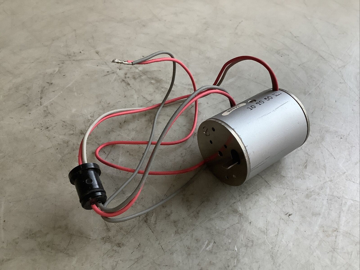 YOKOGAWA G9518MB SYNCHRONOUS MOTOR 373