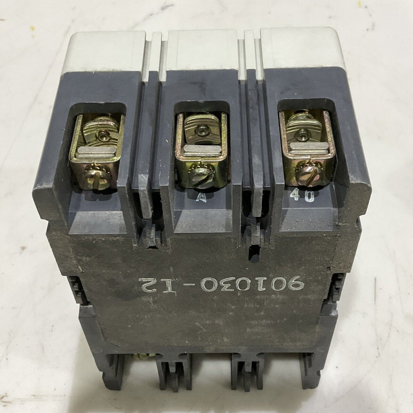 WESTINGHOUSE FD25K INDUSTRIAL CIRCUIT BREAKER 40 AMPS 600 VAC 3 POLE 373