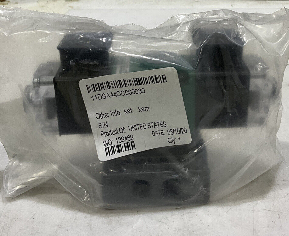 NUMATICS 11DSA44CC000030 228-675B DOUBLE COIL SOLENOID VALVE 373