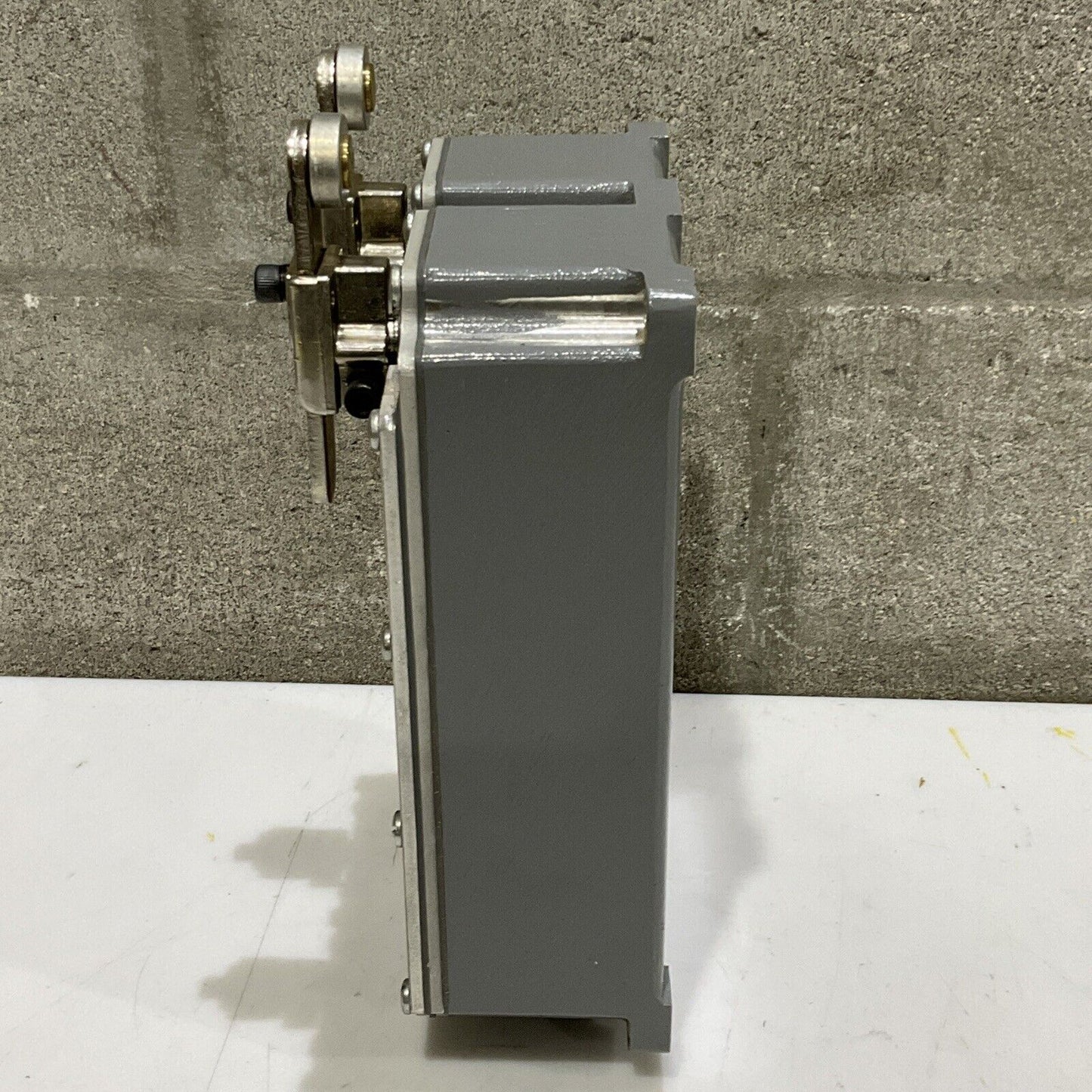 NAMCO EA760-10001 SNAP-LOCK LIMIT SWITCH 125/250/480/600VAC 373