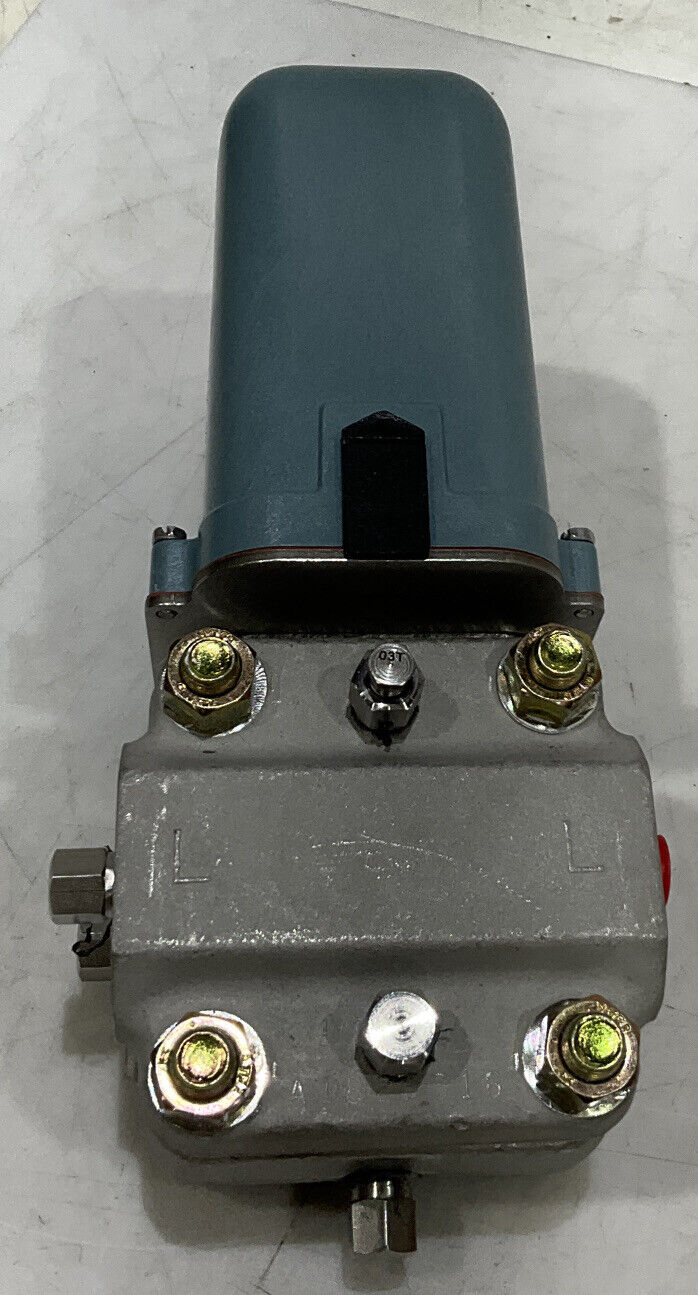 FOXBORO 13A-MSO PRESSURE TRANSMITTER 373