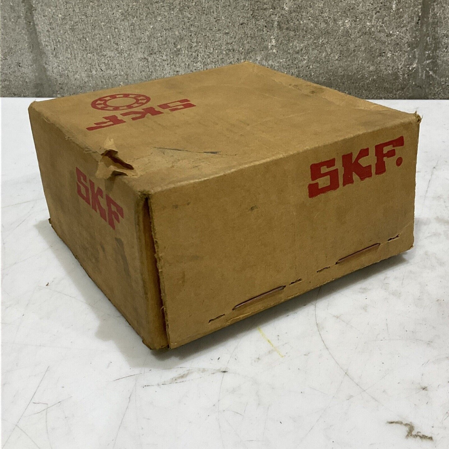 SKF FYRP 1-15/16 H FLANGE UNIT 373