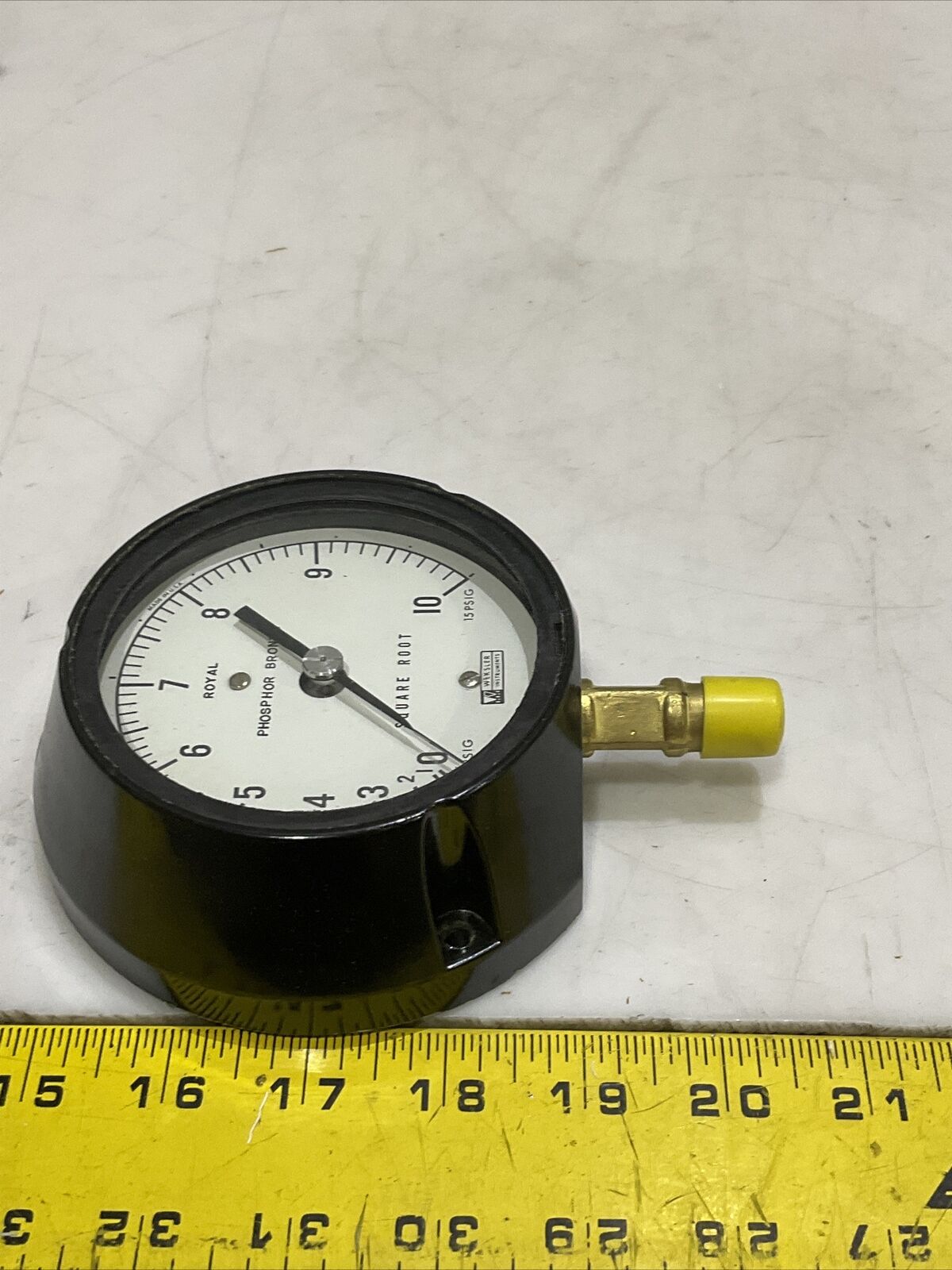 WEKSLER AR13P PRESSURE GAUGE 15 PSIG 373