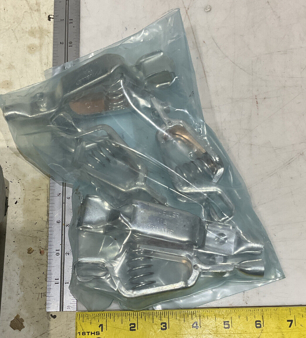 MUELLER BU-11APN 314-1061-ND STEEL CLIP LOT OF 5 373