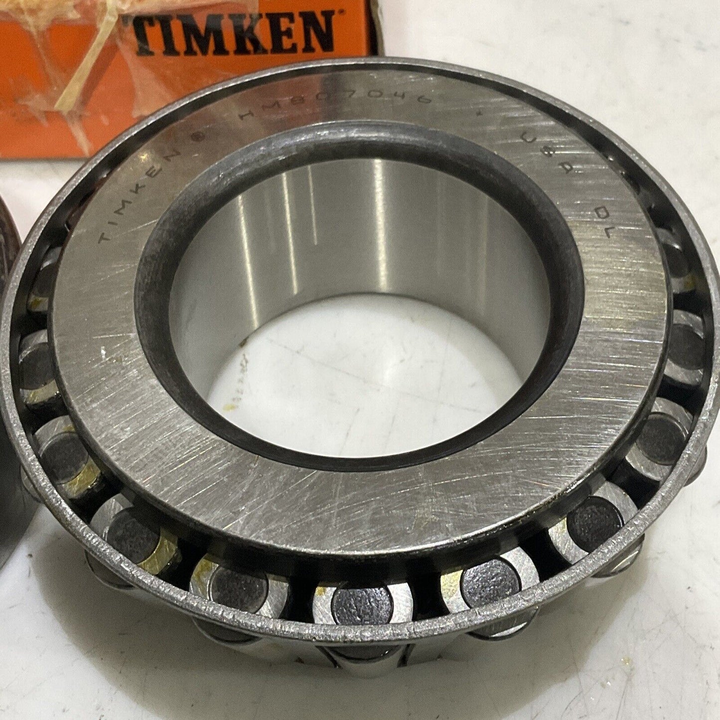 TIMKEN HM807046 HM807010 TAPERED ROLLER BEARING CUP CONE SET 373