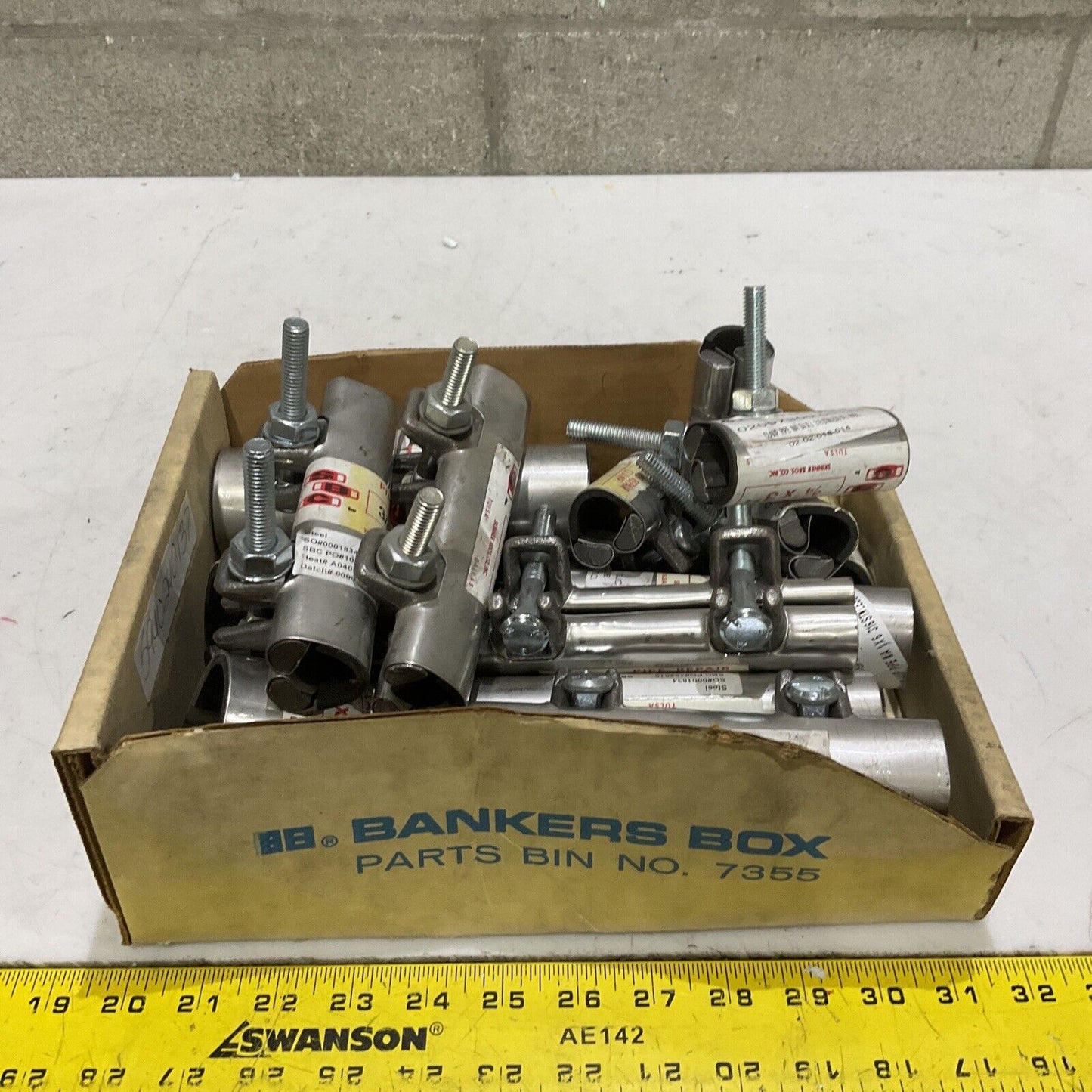 SBC PIPE CLAMP 3/4” X 6, 1 1/2 X 6, 1/2 X 3, 1/2 X 6, 1/12” X 3 LOT OF 15 373