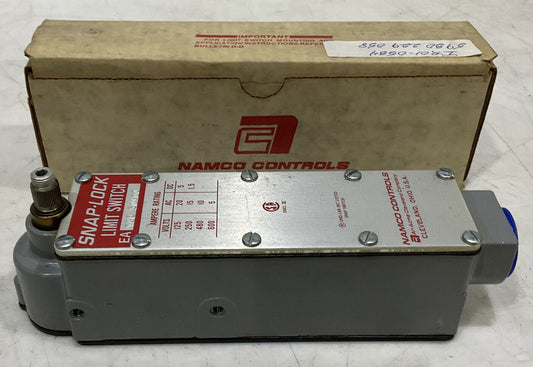 NAMCO CONTROLS EA700-30100 SL4C-B2 SNAP-LOCK LIMIT SWITCH 373
