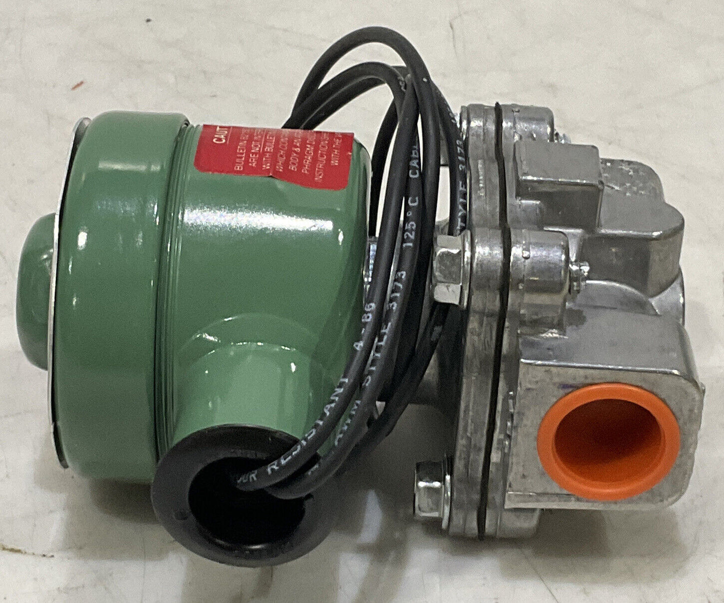 ASCO 8215C21 2 WAY SOLENIOD VALVE 373