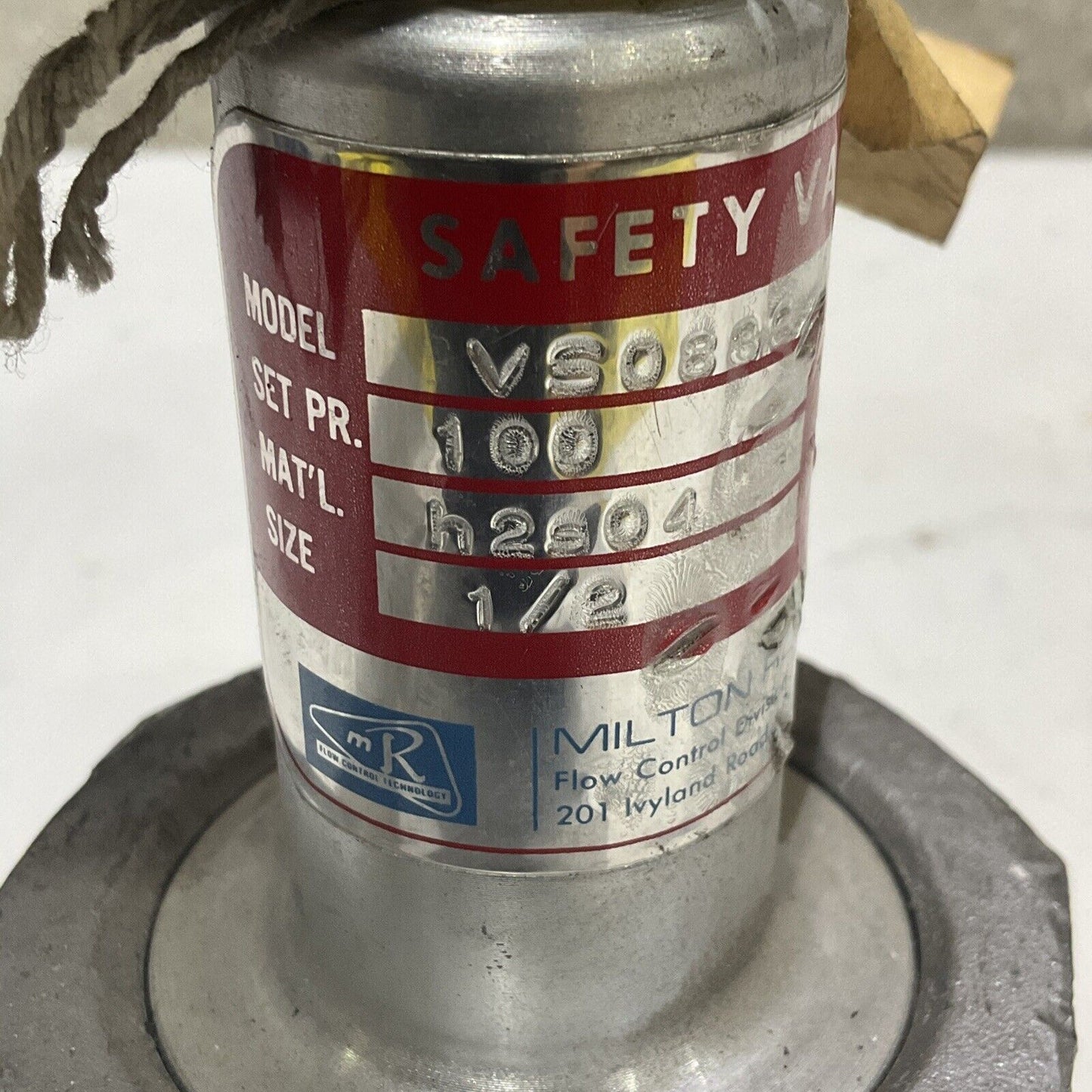 MILTON ROY VS0833 SAFETY VALVE 100 PSI H2S04 1/2” 373